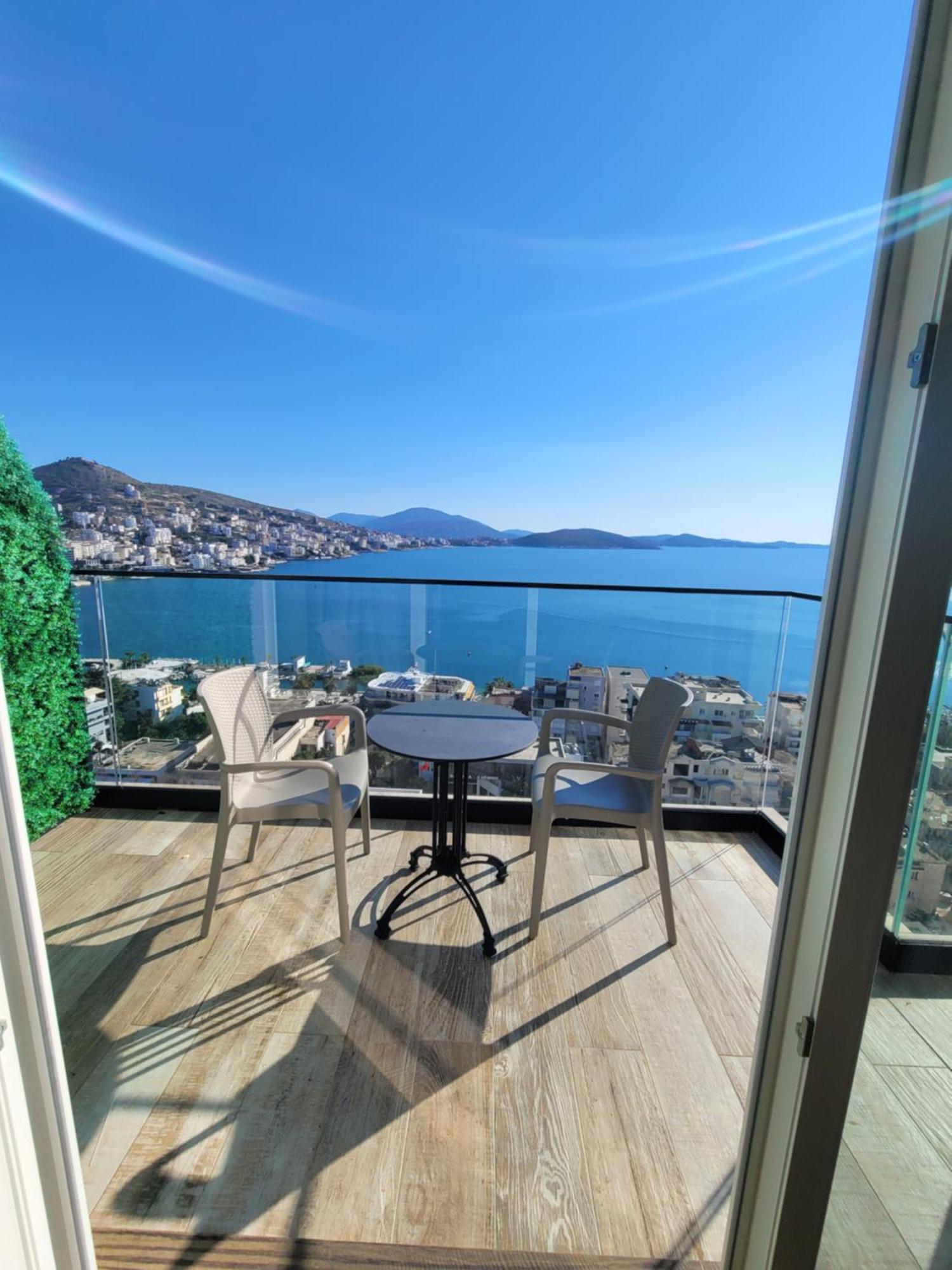 Toer Hotel & Spa Sarandë Buitenkant foto